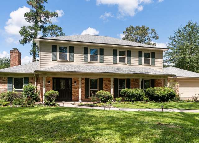 Property at 802 Stone Mountain Dr, Conroe, TX 77302, 4 beds, 3 baths