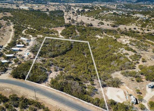 Property at 218 Madrona Dr S, Kerrville, TX 78028