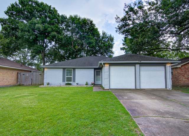 Property at 442 Reseda Dr, Houston, TX 77598, 3 beds, 2 baths