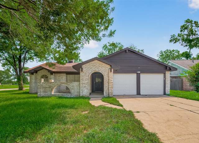 Property at 15403 Blueridge Rd, Houston, TX 77489, 4 beds, 2 baths