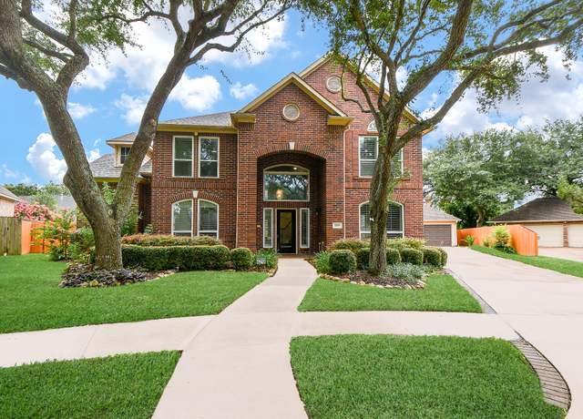 Property at 4219 Harbourview Ct, Missouri City, TX 77459, 5 beds, 3.5 baths