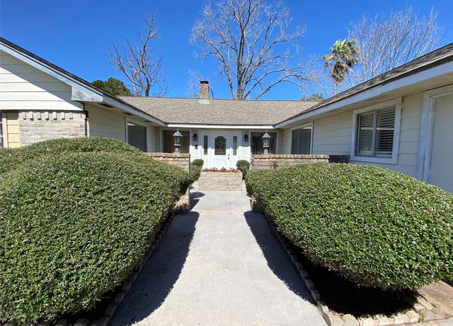 Property at 3306 High Pine Dr, Missouri City, TX 77459, 3 beds, 2.5 baths