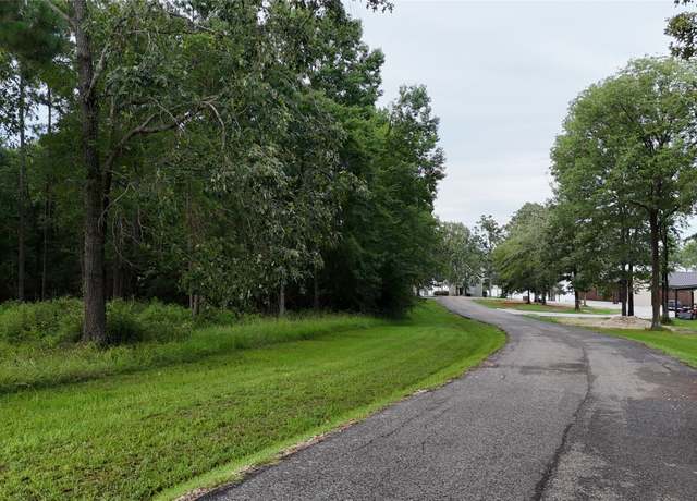 Property at 035 Naples Way, Huntsville, TX 77320