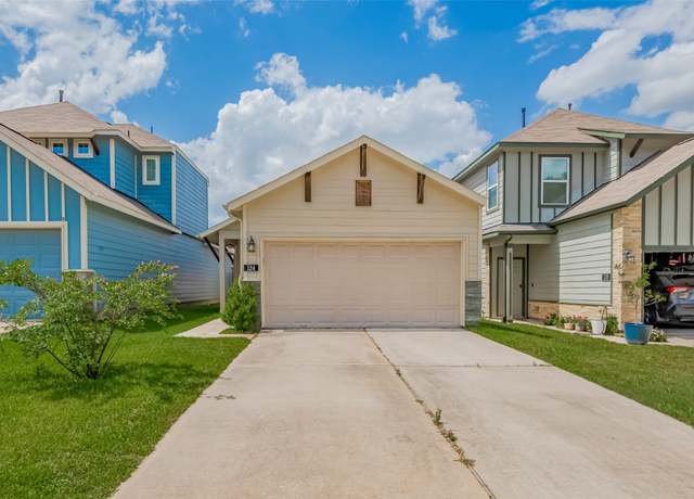 Property at 124 Camelot Place Ct, Conroe, TX 77304, 3 beds, 2 baths