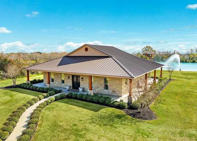 Property at 16638 Highway 36 S, Needville, TX 77461, 5 beds, 4.5 baths