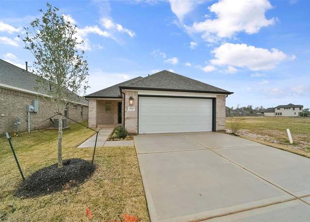 Property at 1710 Portia Ln, Conroe, TX 77301, 3 beds, 2 baths