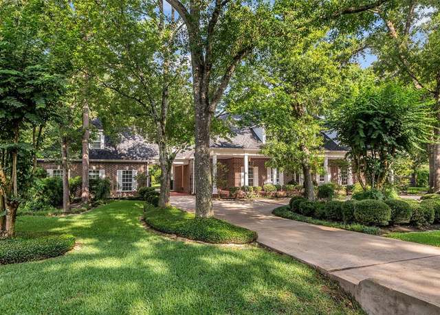 Property at 74 Grogans Point Rd, The Woodlands, TX 77380, 4 beds, 4 baths