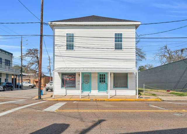 Property at 401 E Main St, Humble, TX 77338, 2.5 baths