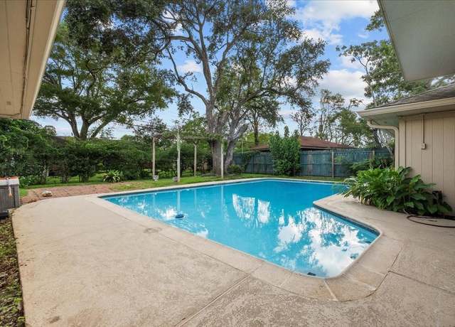 Property at 431 Shadow Creek Dr, El Lago, TX 77586, 4 beds, 2 baths