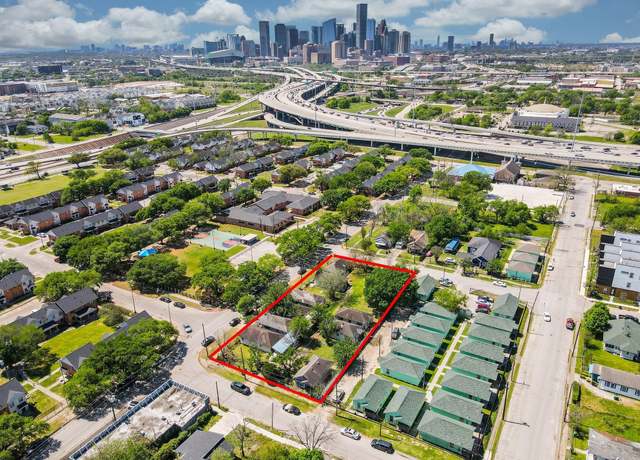 Property at 1202 Bayou St, Houston, TX 77020