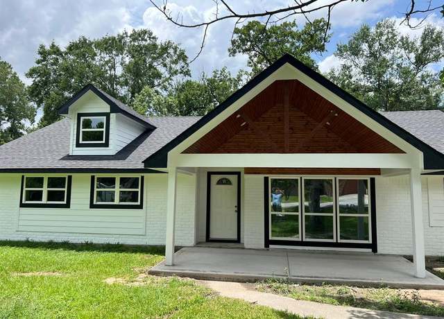 Property at 25907 Maplewood Dr, Spring, TX 77386, 3 beds, 2 baths