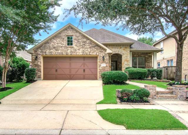 Property at 18319 E Willow Oak Bend Dr, Cypress, TX 77433, 3 beds, 3.5 baths