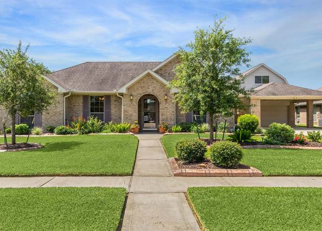 Property at 6518 Granbury Rd, Manvel, TX 77578, 3 beds, 2 baths