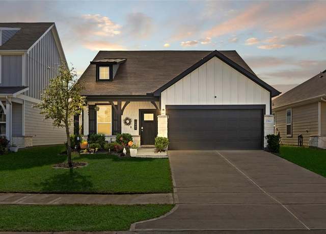 Property at 17943 Sunny Savanna Dr, Hockley, TX 77447, 4 beds, 2 baths
