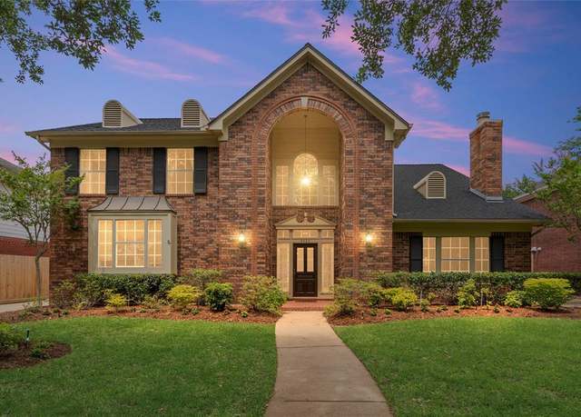 Property at 4423 Nassau Dr, Sugar Land, TX 77479, 4 beds, 2.5 baths