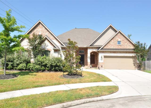 Property at 15818 Tremout Hollow Ln, Houston, TX 77044, 4 beds, 3.5 baths