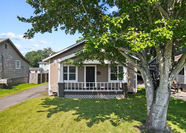 Property at 1410 Dallas St, Port Neches, TX 77651, 2 beds, 2 baths