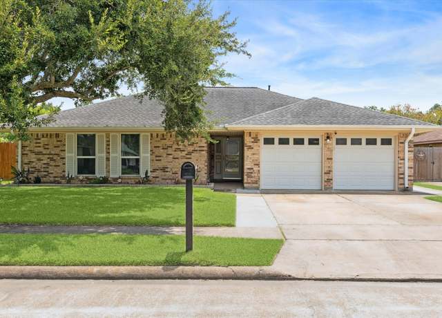 Property at 2705 Fern Creek Ln, Pearland, TX 77581, 3 beds, 2 baths