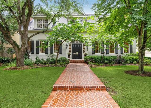 Property at 4817 Bellview St, Bellaire, TX 77401, 4 beds, 5 baths