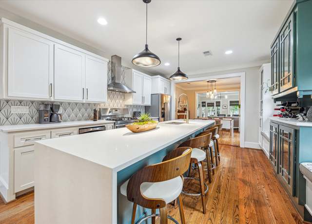 Property at 813 Key St, Houston, TX 77009, 4 beds, 3 baths