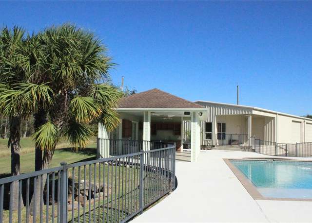 Property at 2904 Red Bluff Rd, Seabrook, TX 77586, 4 beds, 2 baths