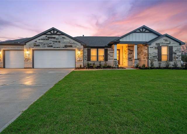 Property at 1084 Westfork Dr, Sealy, TX 77474, 4 beds, 2 baths