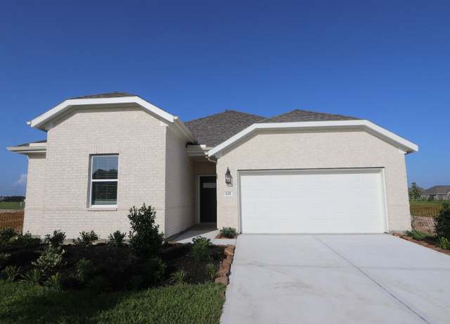 Property at 121 Knight Bayou Dr, Dayton, TX 77535, 4 beds, 3 baths