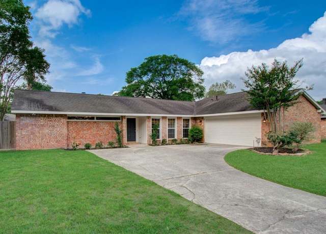 Property at 12822 Pantano Dr, Houston, TX 77065, 3 beds, 3 baths