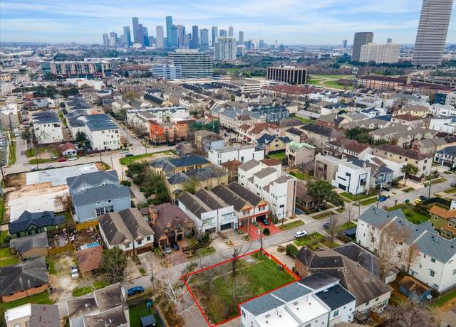 Property at 815 Olive St, Houston, TX 77007