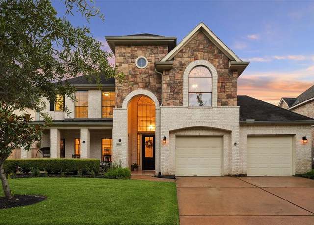 Property at 8618 Two Sisters Ct, Missouri City, TX 77459, 4 beds, 3.5 baths