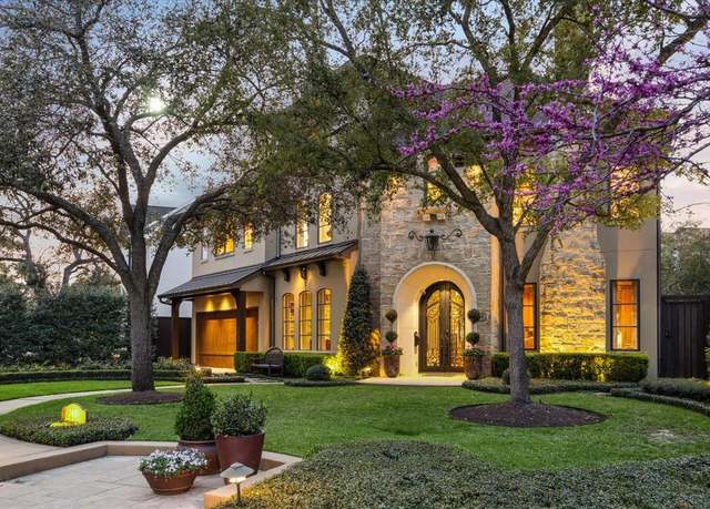 Property at 3410 Banbury Pl, Houston, TX 77027, 4 beds, 4.5 baths