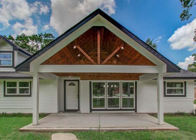 Property at 25907 Maplewood Dr, Spring, TX 77386, 3 beds, 2 baths