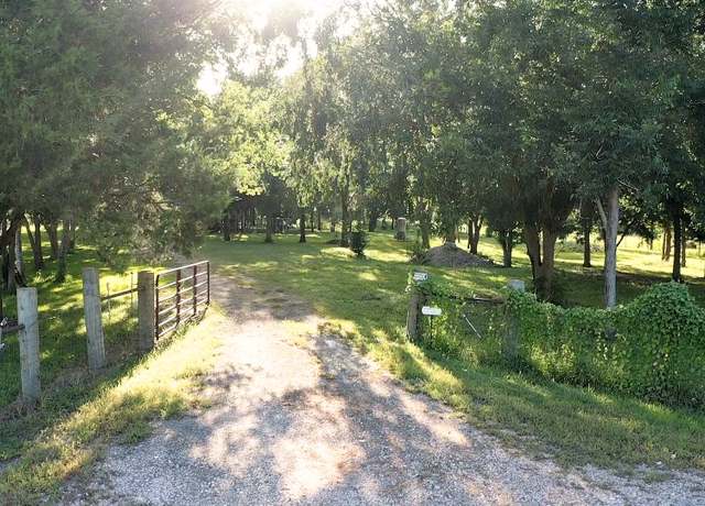Property at 6114 County Road 42, Rosharon, TX 77583