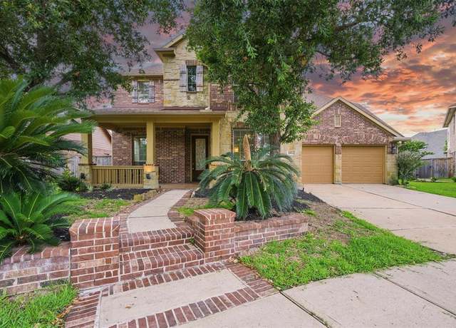 Property at 19014 Ridge Cove Ln, Cypress, TX 77433, 5 beds, 3.5 baths