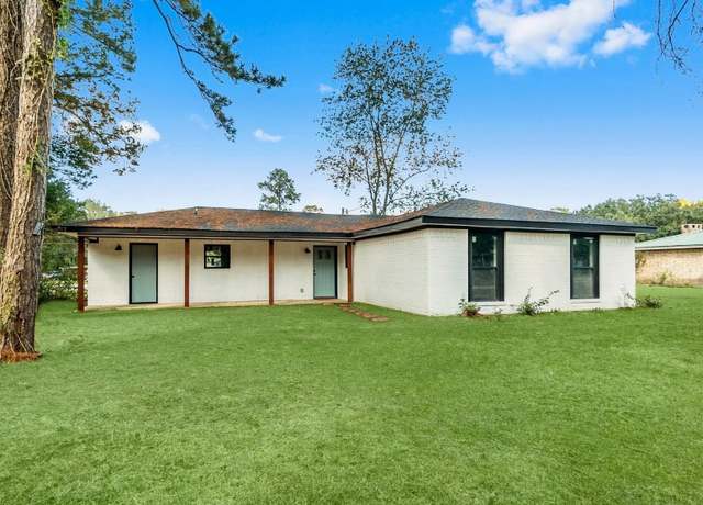 Property at 749 County Road 774, Buna, TX 77612, 3 beds, 2 baths