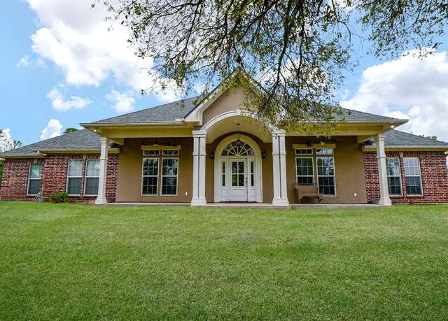 Property at 8520 Spell Rd, Needville, TX 77461, 3 beds, 3 baths