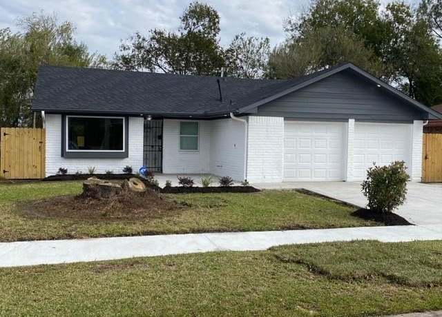 Property at 11319 Lockgate Ln, Houston, TX 77048, 3 beds, 1.5 baths
