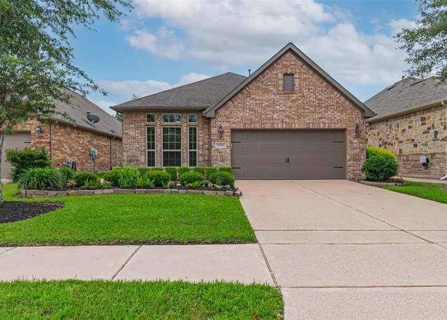 Property at 19303 Hamilton Hills Dr, Cypress, TX 77433, 2 beds, 2 baths