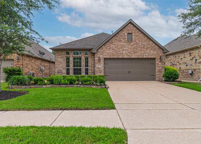 Property at 19303 Hamilton Hills Dr, Cypress, TX 77433, 2 beds, 2 baths