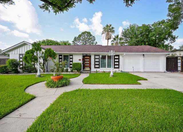 Property at 10346 Carlow Ln, La Porte, TX 77571, 4 beds, 3 baths