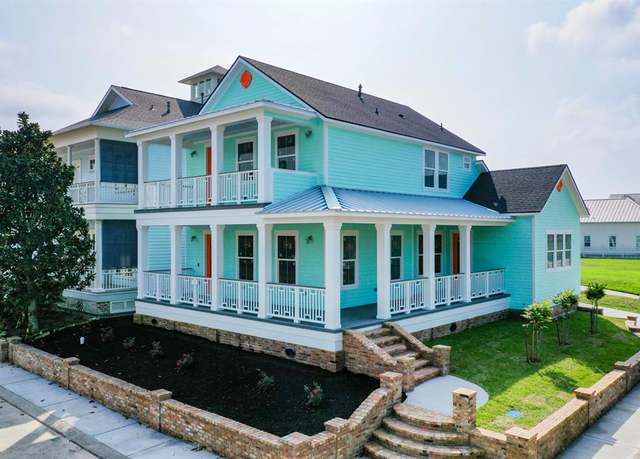 Property at 13 Caravelle Ct, Galveston, TX 77554, 5 beds, 4.5 baths