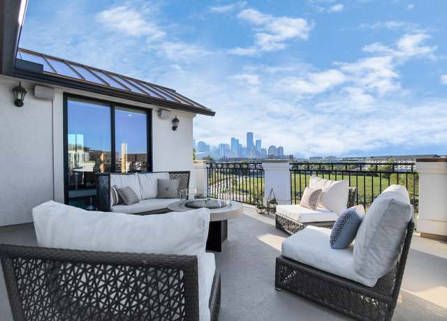 Property at 631 N Live Oak St, Houston, TX 77003, 4 beds, 4.5 baths