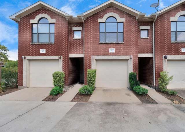 Property at 5941 S South Loop East E #402, Houston, TX 77033, 2 beds, 2 baths