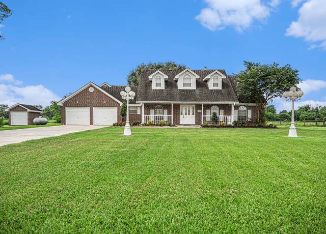Property at 16411 Halfmoon W, Santa Fe, TX 77517, 4 beds, 3.5 baths