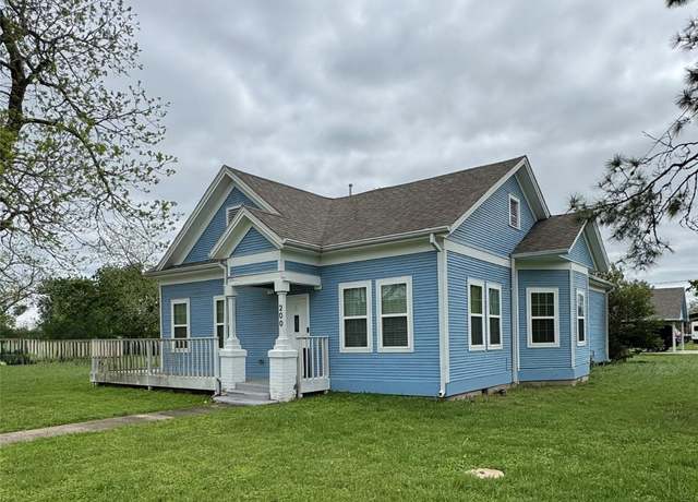 Property at 200 E Saint Charles St, Weimar, TX 78962, 3 beds, 3 baths
