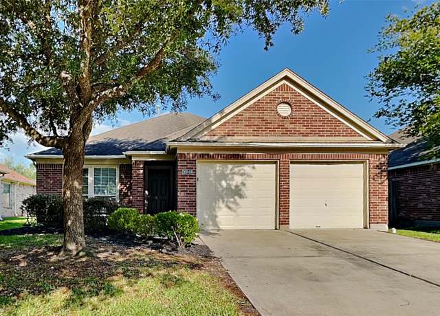 Property at 26849 Armor Oaks Dr, Kingwood, TX 77339, 4 beds, 2 baths