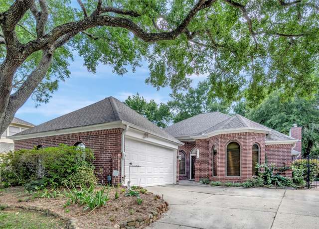 Property at 2034 Park Grand Rd, Houston, TX 77062, 3 beds, 2.5 baths