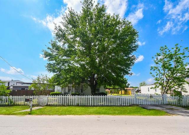 Property at 2636 Lone Oak Rd, Houston, TX 77093, 3 beds, 2 baths
