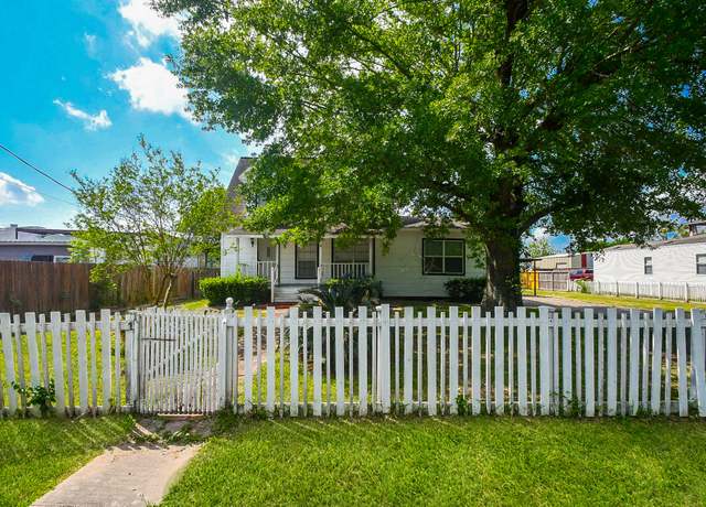Property at 2636 Lone Oak Rd, Houston, TX 77093, 3 beds, 2 baths