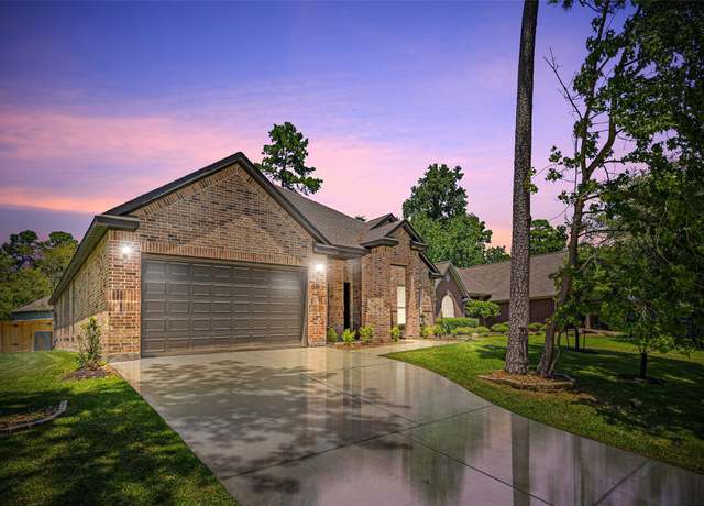 Property at 12410 Browning Dr, Montgomery, TX 77356, 4 beds, 3.5 baths